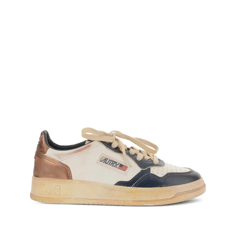Autry Medalist Low Super Vintage “White/Blue” | AVLM SV58