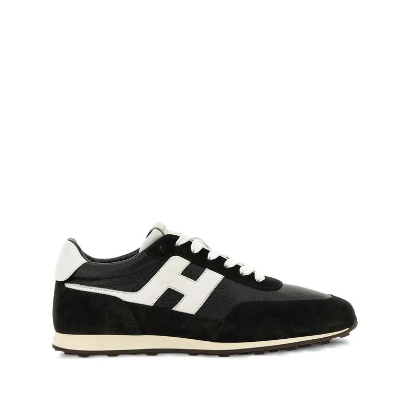 Hogan Athletic Logo-patch “Black/White” | HXM6990GA00U WRE45U