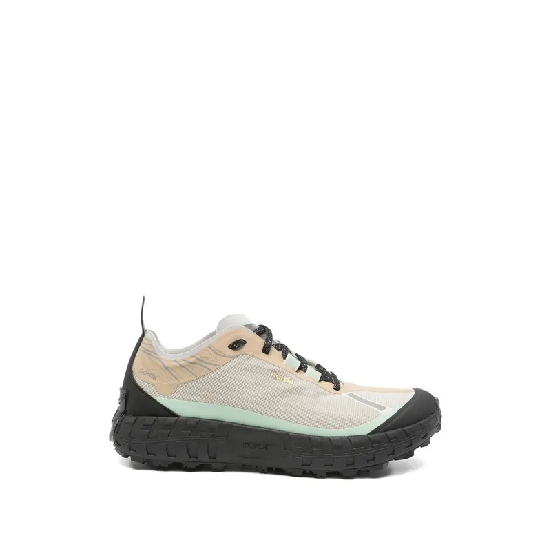 Norda 001A “Neutrals/Green” | 001AM ATRAL