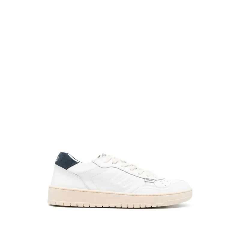 Evenu Perforated-toe “White” | EQUAL PHOS