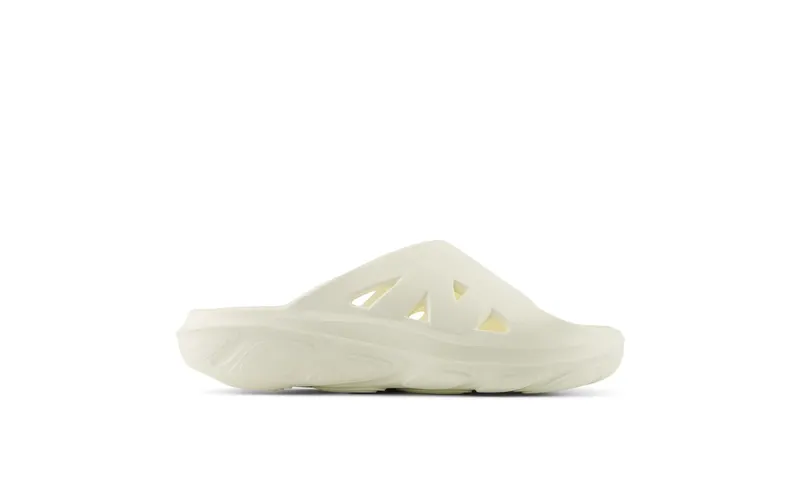 New Balance Fresh Foam RCVRY Slide “Angora Parchment” | RCVRYSC1