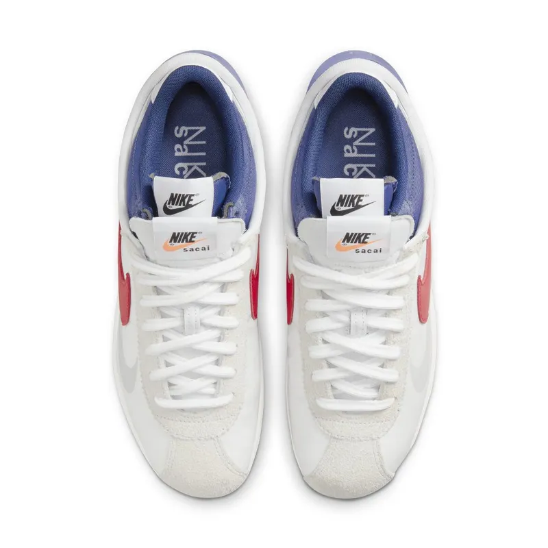 Nike x sacai Zoom Cortez Wit/Light Cream/University Red (DQ0581-100)