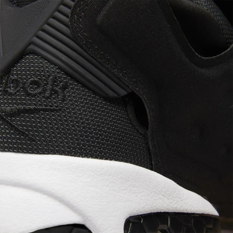 Reebok InstaPump Fury OG Schoenen Black / White