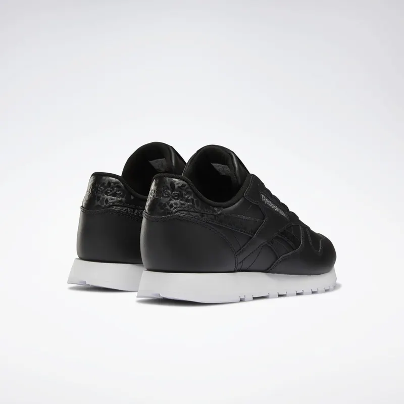 Reebok Classic Leather Schoenen Black / Black / White
