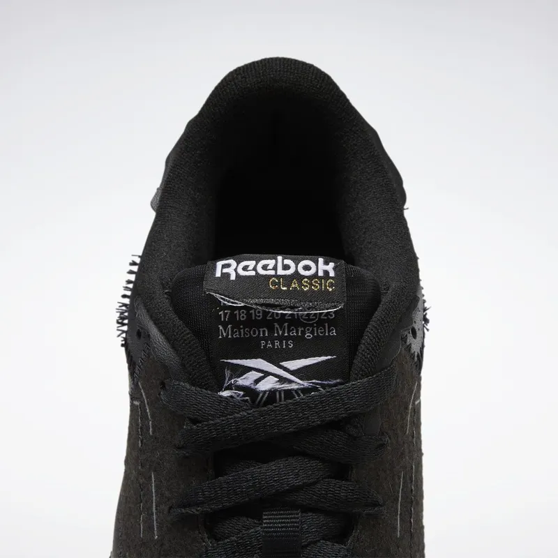Reebok Maison Margiela Club C Memory Of Schoenen Black / Cloud White / Black