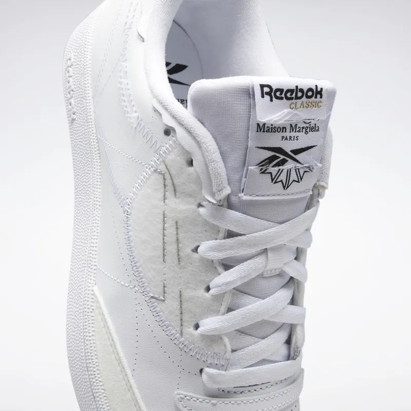 Reebok Maison Margiela Club C Memory Of Schoenen Cloud White / Black / Cloud White