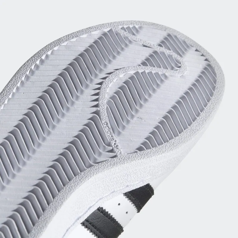 adidas Superstar Footwear White / Core Black / Cloud White (C77124)