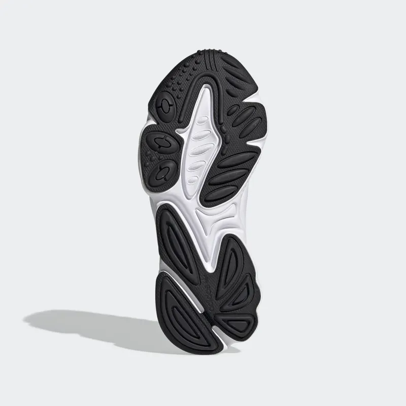 adidas OZWEEGO Cloud White / Cloud White / Core Black (EE7773)