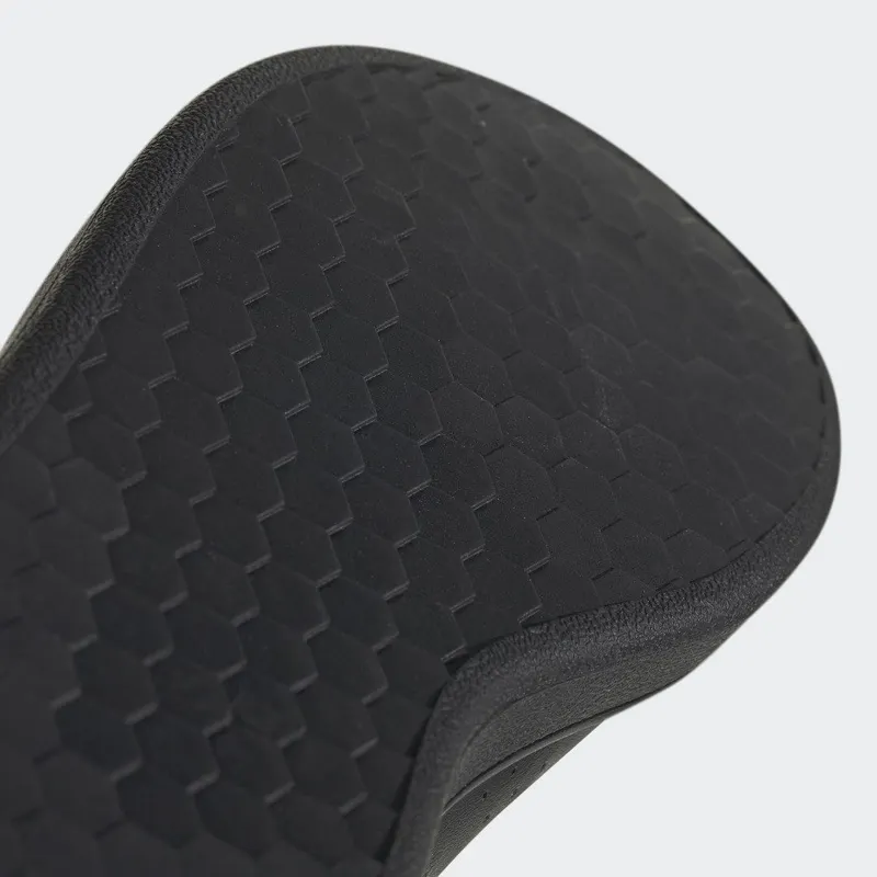adidas Advantage Core Black / Core Black / Grey Six (EF0212)