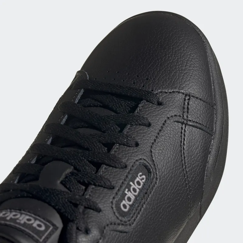 adidas Roguera Core Black / Core Black / Core Black (EG2659)