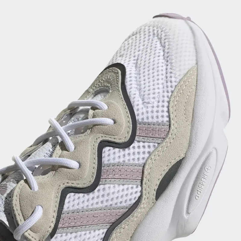 adidas OZWEEGO Cloud White / Soft Vision / Off White (EG9204)