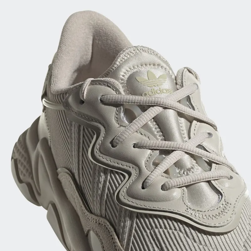 adidas OZWEEGO Bliss / Bliss / Bliss (FX6029)