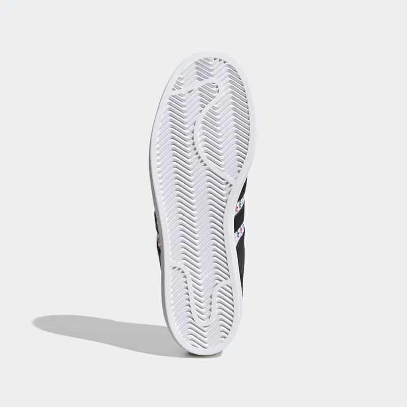 adidas SUPERSTAR Core Black / Cloud White / Gold Metallic (FZ0058)