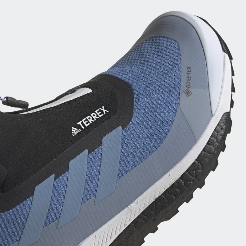 adidas Terrex Free Hiker COLD.RDY Bergschoenen Focus Blue / Halo Blue / Core Black (FZ3132)