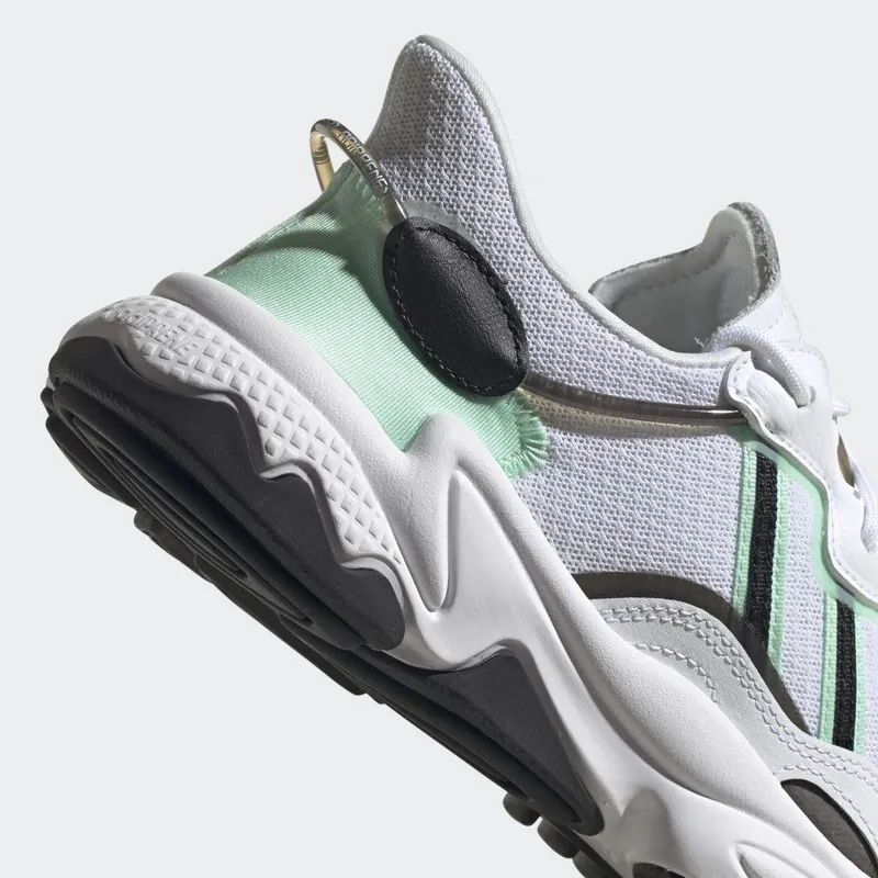 adidas OZWEEGO Cloud White / Frozen Green / Core Black (FZ3779)