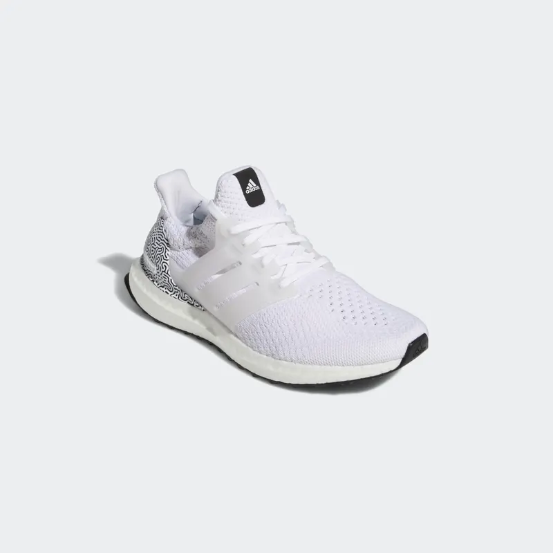 adidas Ultraboost DNA Cloud White / Cloud White / Core Black (GV8718)