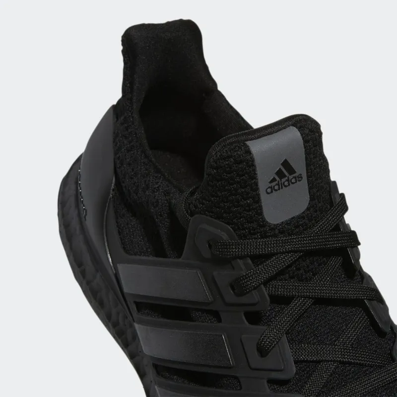 adidas Ultraboost 5 DNA Running Lifestyle Core Black / Core Black / Beam Green (GV8745)