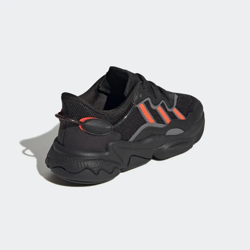 adidas OZWEEGO Core Black / Solar Red / Grey Six (GV8888)