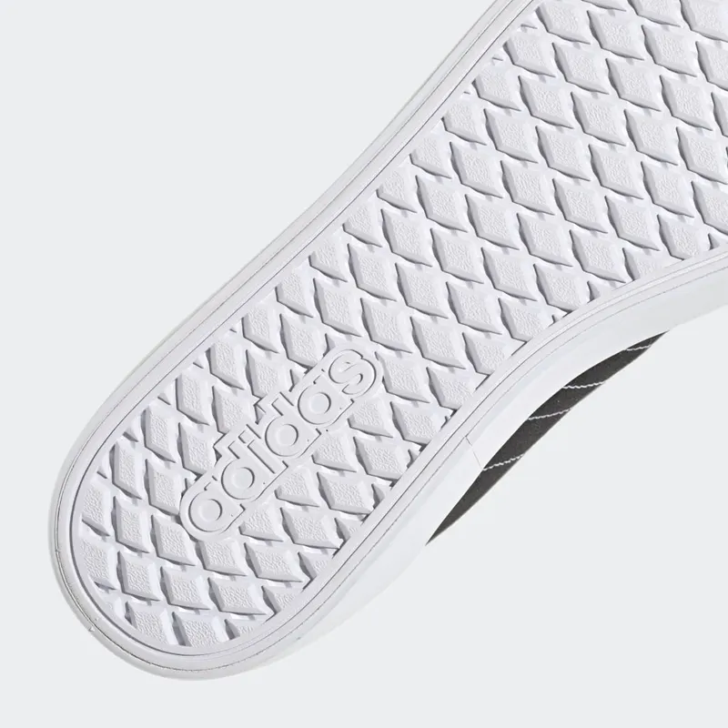 adidas Futurevulc Lifestyle Skateboarding Core Black / Cloud White / Core Black (GW4096)
