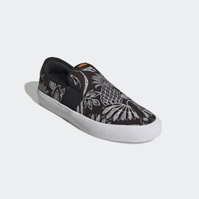 adidas Vulc Raid3r Lifestyle Skateboarding Slip-On Canvas Graphic Print Core Black / Signal Orange / Cloud White (GW4107)