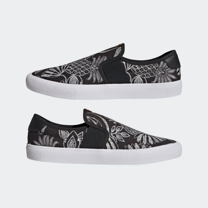 adidas Vulc Raid3r Lifestyle Skateboarding Slip-On Canvas Graphic Print Core Black / Signal Orange / Cloud White (GW4107)