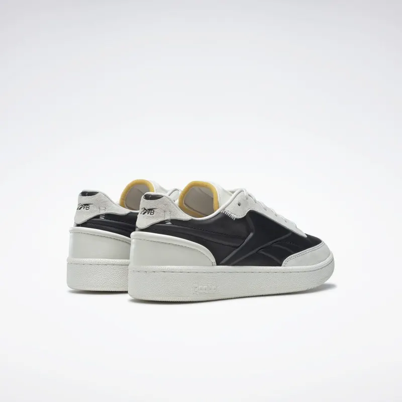 Reebok Victoria Beckham Club C Schoenen Core Black / Chalk / Chalk