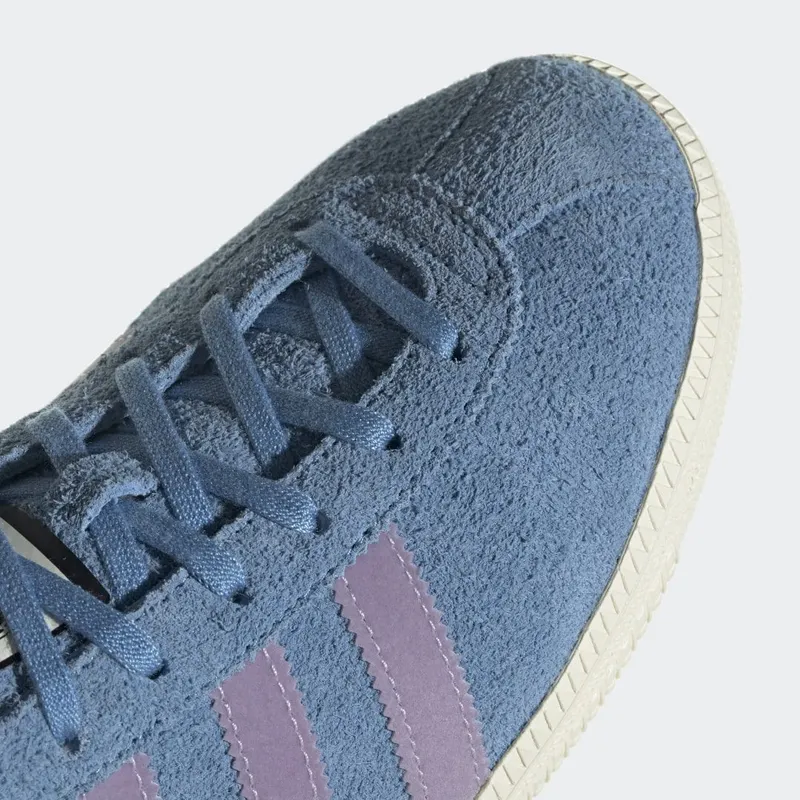 adidas Blue Grass Light Blue / Purple Tint / Off White (GW5770)