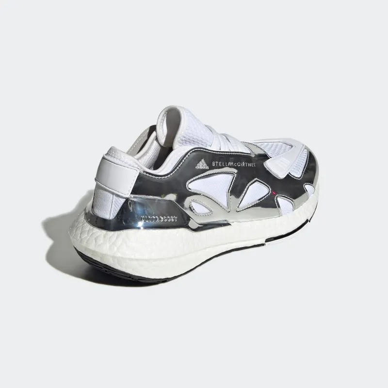 adidas adidas by Stella McCartney UltraBOOST 22 Silver Metallic / Cloud White / Core Black (GW8129)