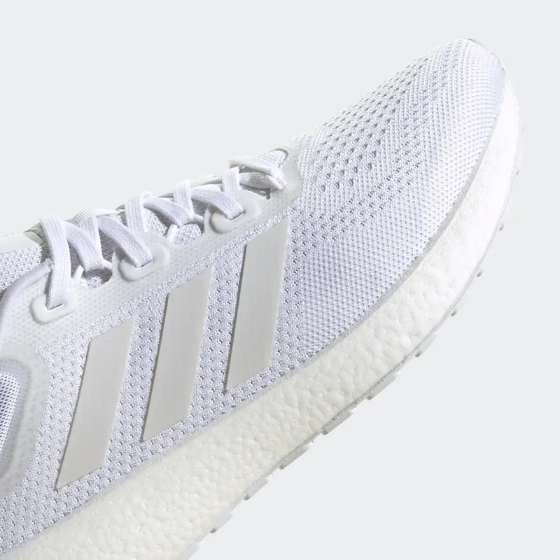 adidas Pureboost 22 Cloud White / Cloud White / Core Black (GW8591)