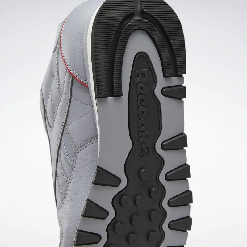 Reebok Classic Leather 1983 Vintage Schoenen Cold Grey / Flash Red / Chalk