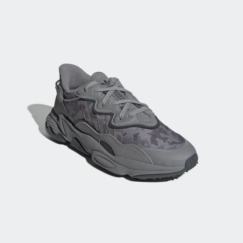 adidas OZWEEGO Grey Three / Grey Six / Core Black (GX3323)