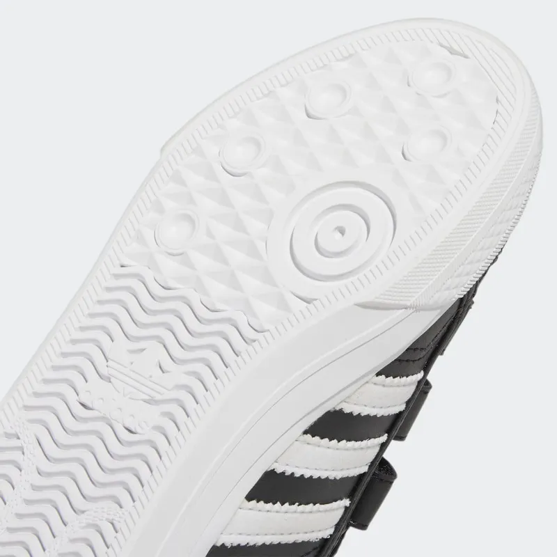 adidas Nizza Comfort Core Black / Cloud White / Cloud White (GX4097)