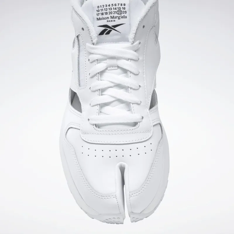 Reebok Maison Margiela Classic Leather DQ Schoenen Cloud White / Black / Cloud White