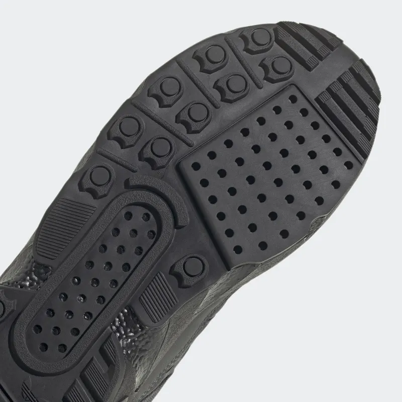 adidas ZX 22 BOOST Core Black / Carbon / Solar Red (GX7007)