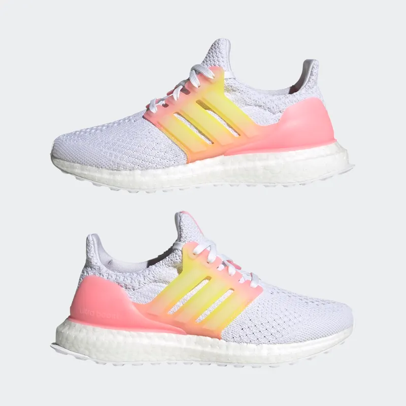 adidas Ultraboost 5.0 DNA Cloud White / Cloud White / Beam Pink (GX9762)