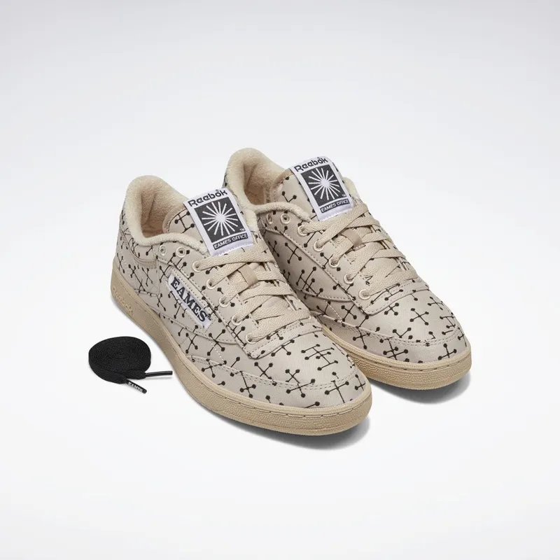 Reebok Eames Club C 85 Schoenen Modern Beige / Modern Beige / Core Black