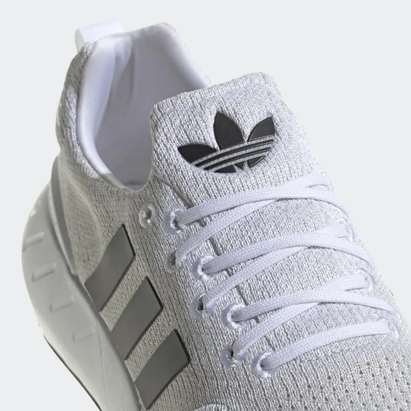 adidas Swift Run 22 Cloud White / Core Black / Grey One (GY3047)