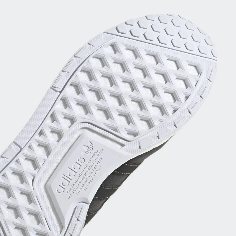 adidas NMD_V3 Core Black / Cloud White / Aluminium (GY4189)