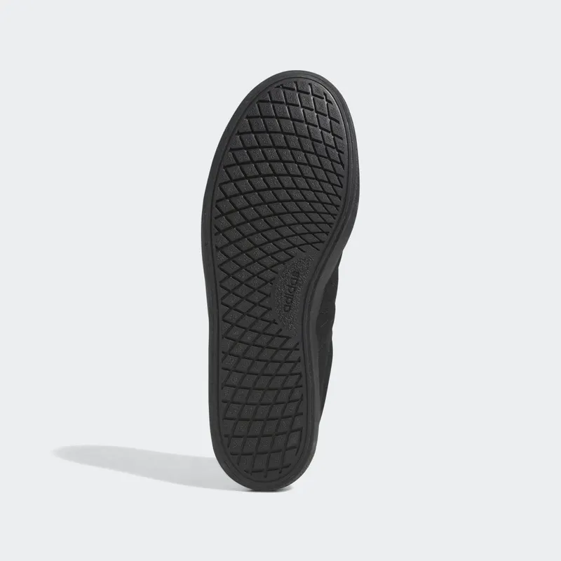 adidas Vulc Raid3r Skateboarding Core Black / Core Black / Grey Four (GY5497)