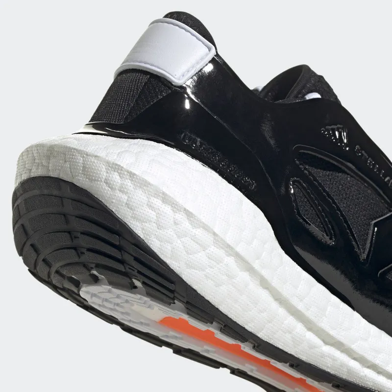 adidas adidas by Stella McCartney UltraBOOST 22 Core Black / Cloud White / Signal Orange (GY6087)