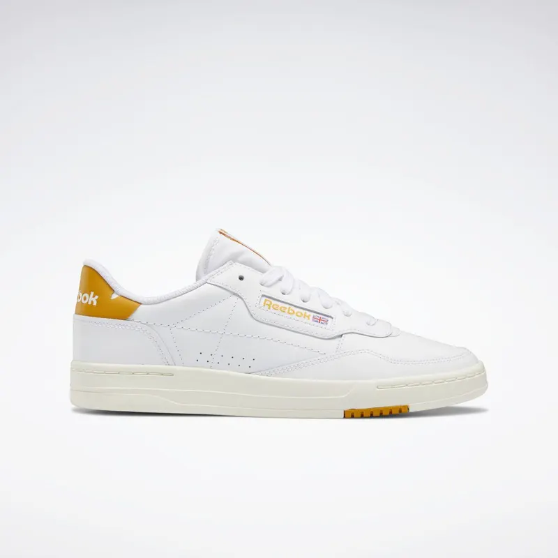Reebok Court Peak Schoenen Cloud White / Chalk / Bright Ochre