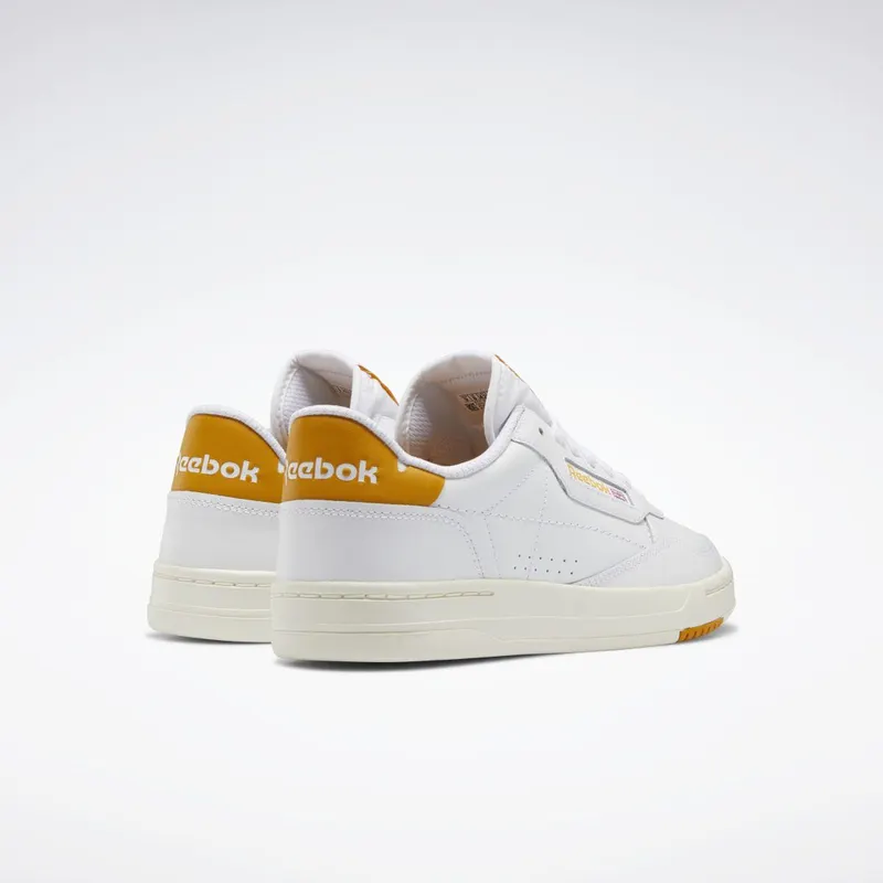 Reebok Court Peak Schoenen Cloud White / Chalk / Bright Ochre