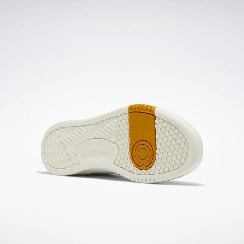 Reebok Court Peak Schoenen Cloud White / Chalk / Bright Ochre
