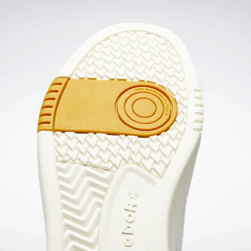 Reebok Court Peak Schoenen Cloud White / Chalk / Bright Ochre