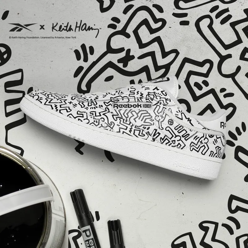 Reebok Keith Haring Club C Schoenen Chalk / Pure Grey 8 / Chalk