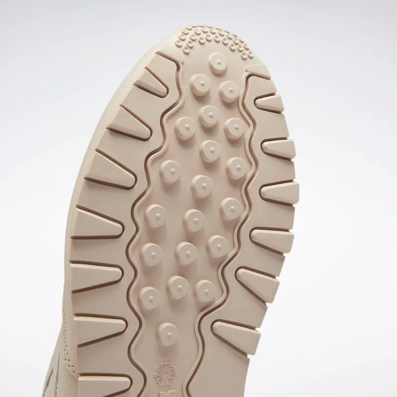 Reebok Classic Leather Schoenen Soft Ecru / Cloud White / Acid Gold Met
