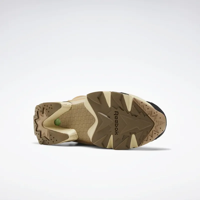 Reebok Kung Fu Panda Instapump Fury OG Schoenen Black / White / Beige