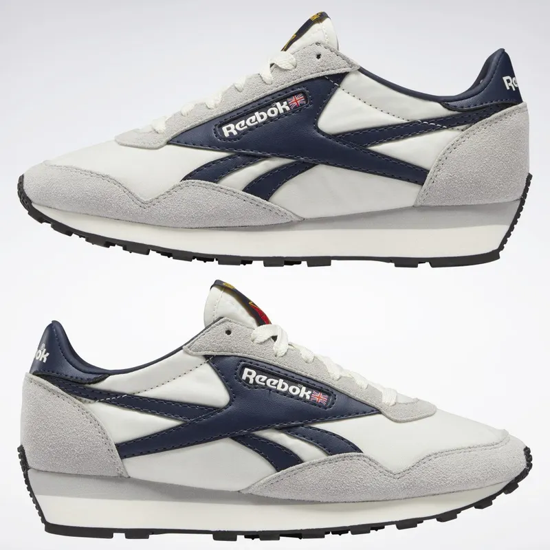 Reebok AZ II Schoenen Chalk / Pure Grey 3 / Vector Navy