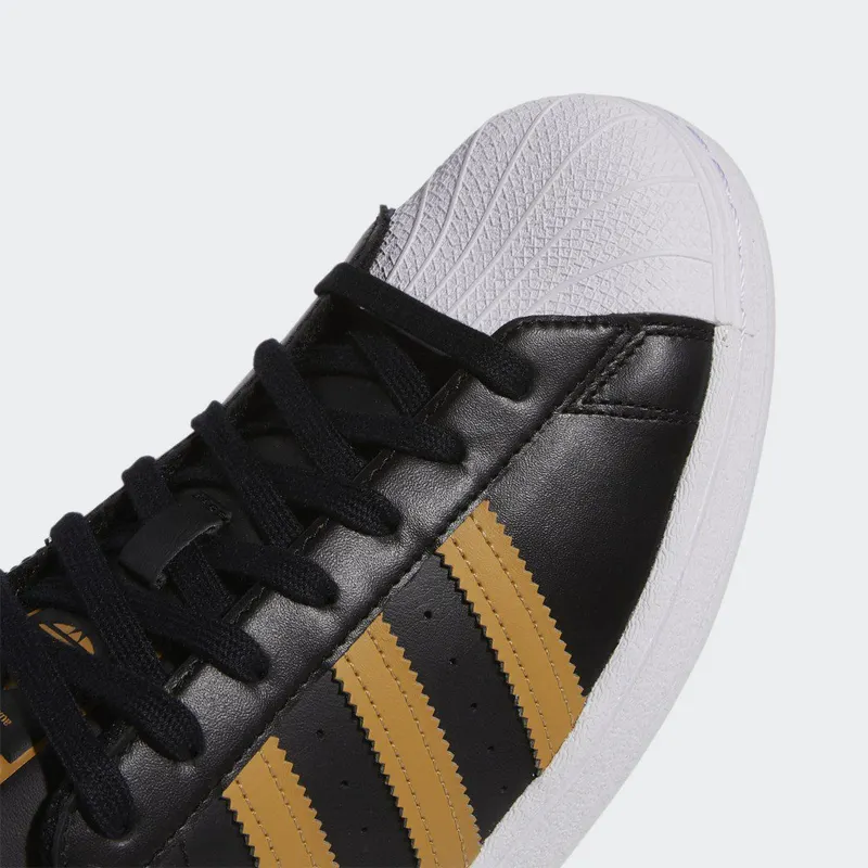 adidas Superstar Core Black / Magic Beige / Cloud White (HP5498)