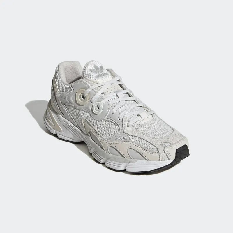 adidas Astir Crystal White / Crystal White / Cloud White (HP9039)